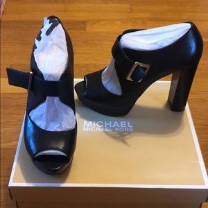 Michael Kors black high heels with buckle